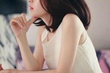 仁寿爱摄影逃求时髦模特一兼职(时髦多气概兼职网拍)