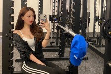 仁寿我是一名瑜伽锻练外加兼职模特(我是一名瑜伽锻练外加兼职模特小说)