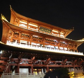 仁寿长沙旅游攻略(长沙旅游攻略景点必去长沙美食街)