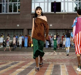 仁寿广西民族大学兼职模特李琳(2022年即将升为公办的大学)