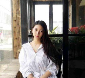 仁寿女友兼职模特的小说(女友兼职模特的小说保举)