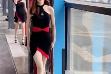 仁寿女孩为挣钱在学校兼职当模特的简单介绍