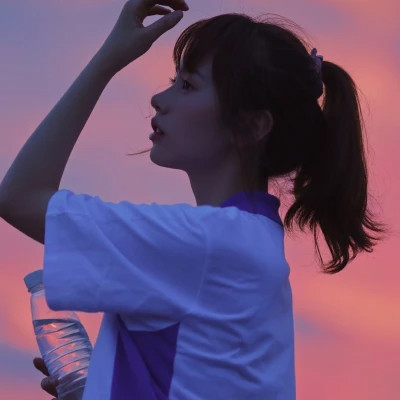仁寿伴游女生谢娜美的资料