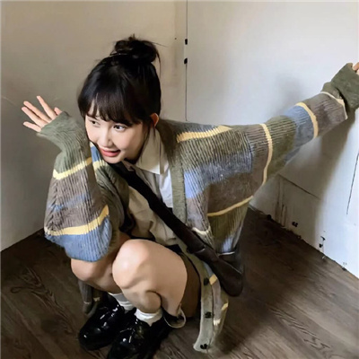 仁寿伴游女生方镜月的资料