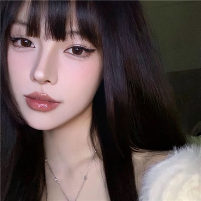仁寿伴游女生钟晚意的资料