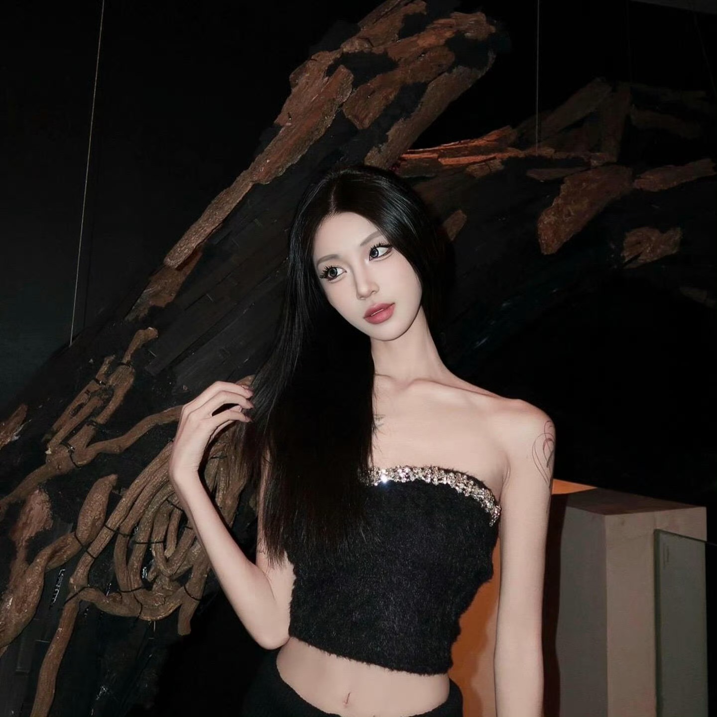 仁寿伴游女生顾晚晴的资料