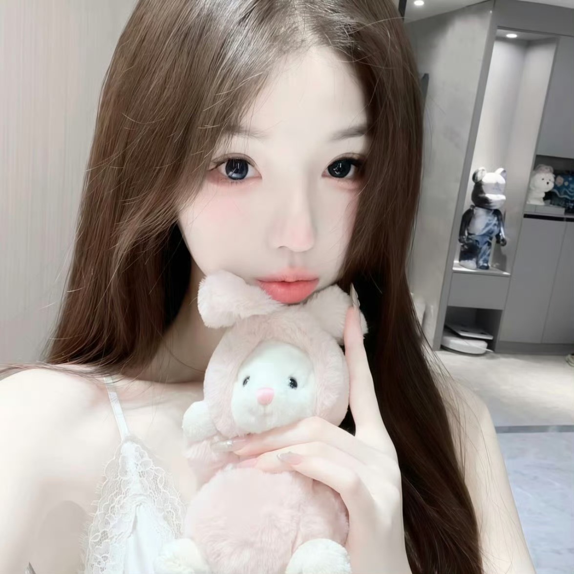 仁寿伴游女生朱珠的资料