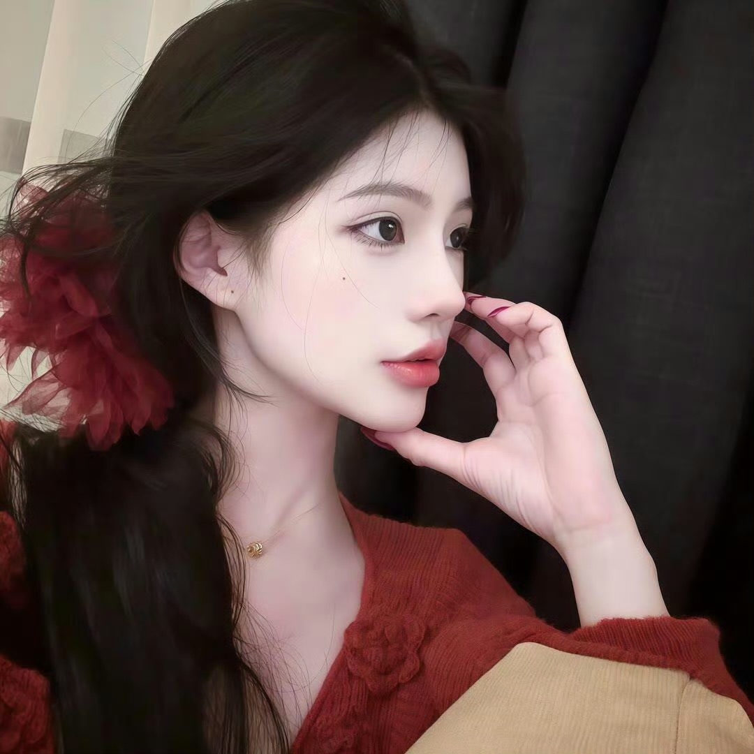 仁寿伴游女生周雅雯的资料