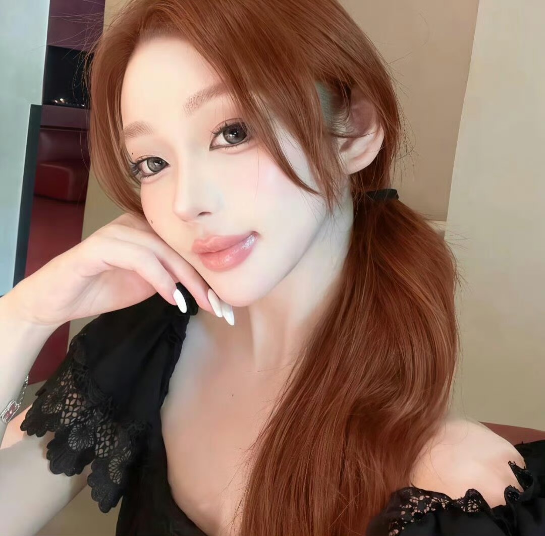 仁寿伴游女生 | Victoria LiLI的资料